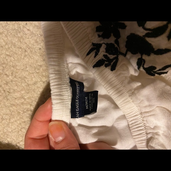 American Eagle off the shoulder top - Picture 4 of 4